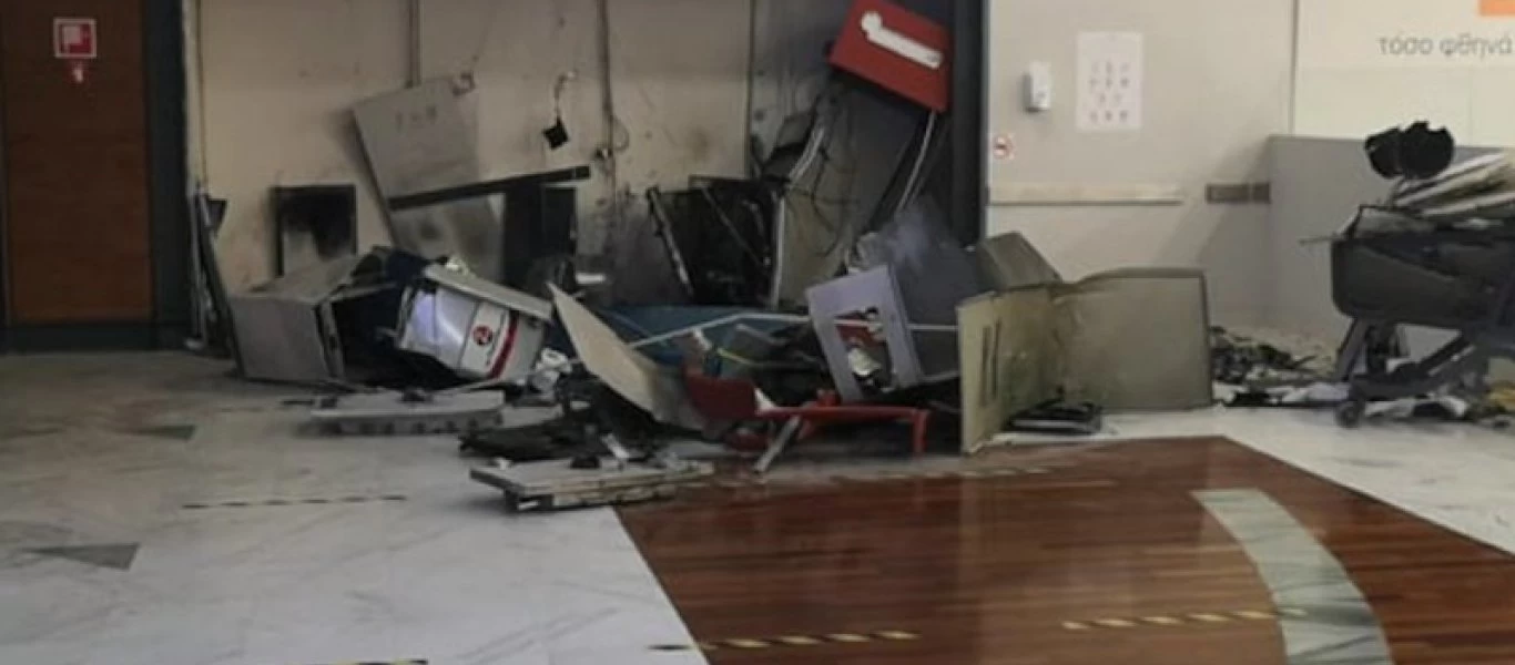 Ποσό «μαμούθ» άρπαξαν οι ληστές που ανατίναξαν 3 ΑΤΜ σε εμπορικό στην Πάτρα (βίντεο)